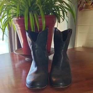 Corral Black Short Western Boots